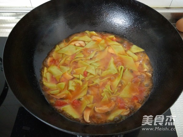 Mushroom Noodles in Tomato Sauce recipe