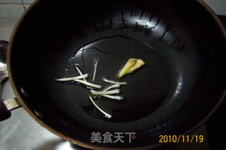 【autumn and Winter Green Shield】--- "scrambled Pigeon with Garlic and Fresh Shells" recipe