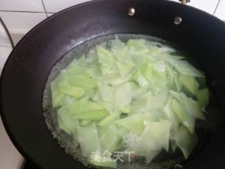 Scrambled Eggs with Lettuce recipe