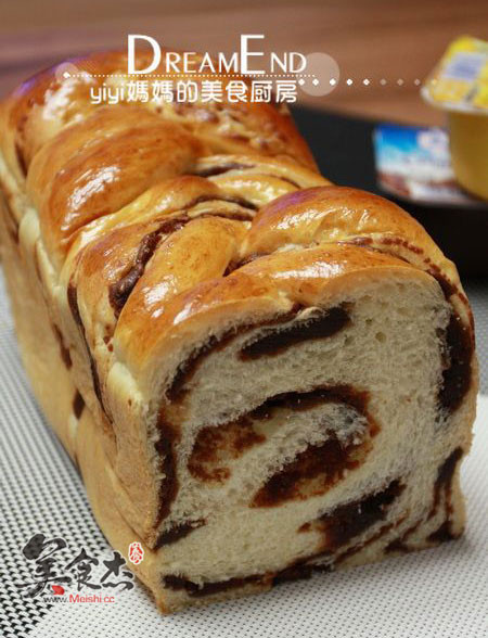 Chinese Red Bean Paste Braided Toast recipe