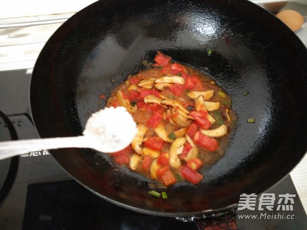 Mushroom Noodles in Tomato Sauce recipe