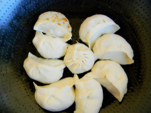 Fried Egg Dumplings with Chives recipe