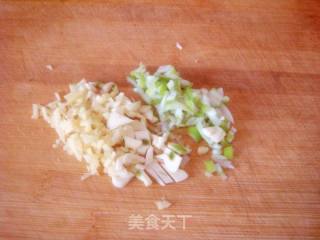 Vegetarian Fried Lotus Root and Carrot Slices recipe