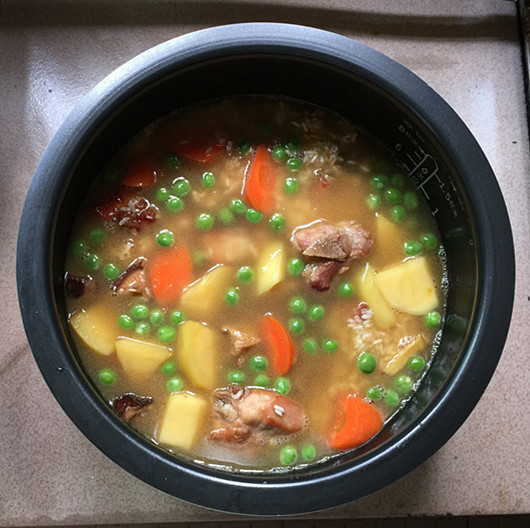 Braised Rice with Pork Ribs and Mixed Vegetables recipe