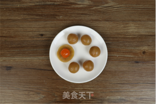 Mid-autumn Gift ~ Moon Cake with Egg Yolk and Lotus Paste recipe