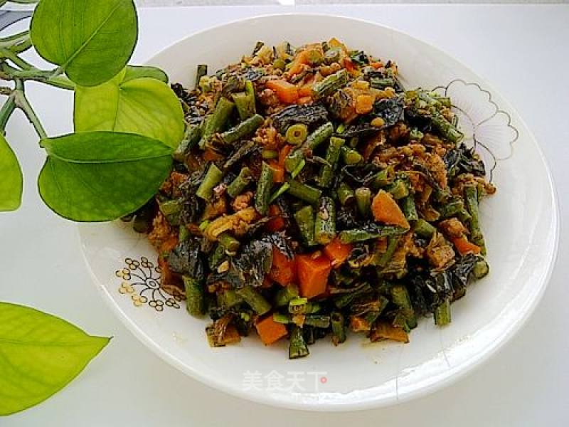 Mai Cai and Cowpeas recipe