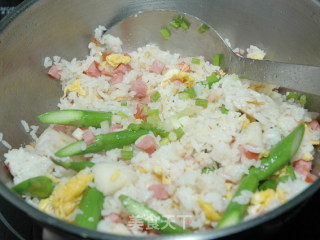 Lunch for One Person-fried Rice with Shrimp and Asparagus recipe