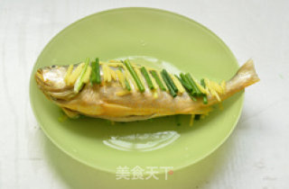 Steamed Yellow Croaker recipe