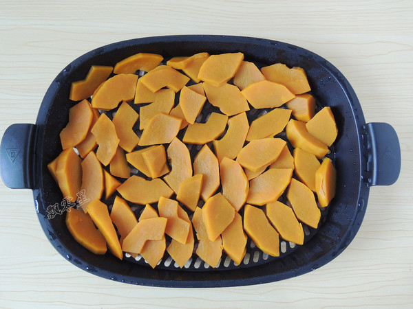 Pumpkin Hanami Mantou recipe