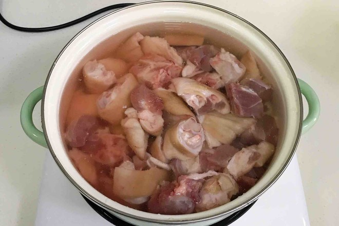 Braised Pig's Trotters with Red Lees recipe