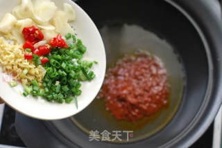 A Little Trick to Make A Mellow and Delicious "hot and Sour Taste"-home Cooking [eel Vermicelli Pot] recipe