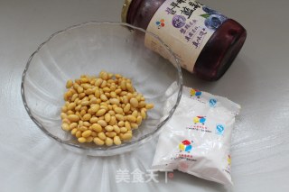 Soy Milk Turned into Fragrant and Smooth [blueberry Tofu] recipe