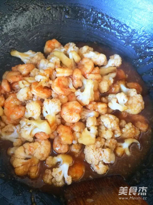 Stir-fried Shrimp with Cauliflower recipe
