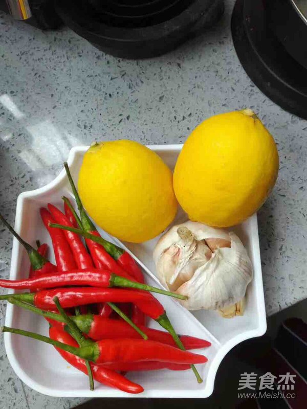 Lemon Juice Chicken Feet recipe