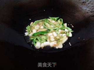 Stir-fried White Cowpeas with Green Peppers recipe