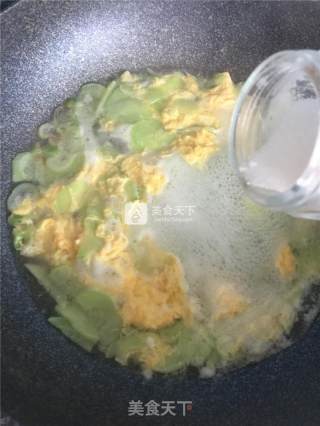 Cucumber and Egg Soup recipe