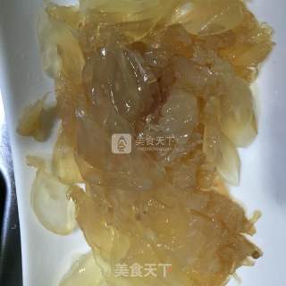 Jellyfish with Sauce and Radish recipe