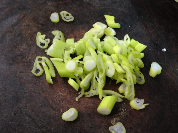 Braised Noodles with Carob Pork Slices recipe