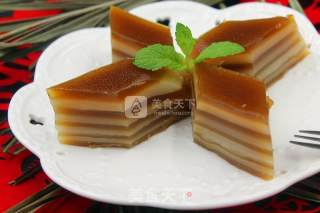 Coconut Brown Sugar Horseshoe Cake recipe