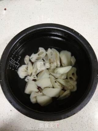 Lotus Root Red Bean Soup recipe