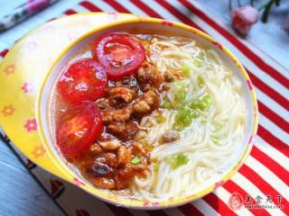 Tomato Noodles with Minced Meat recipe