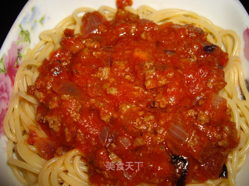Italian Style Tomato Meat Sauce Noodles, Sour, Sour, Salty and Good Taste