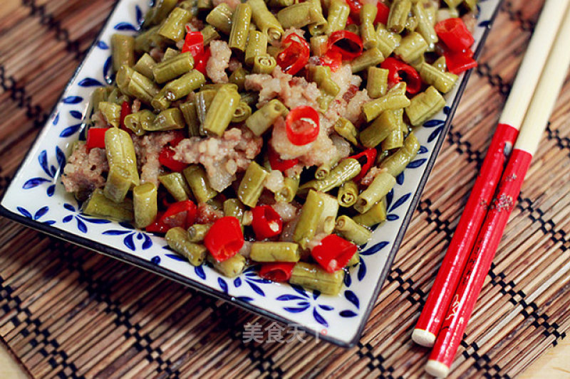 Stir-fried Minced Pork with Capers recipe