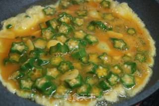 Scrambled Eggs with Okra recipe