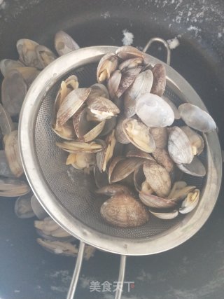 Cucumber Egg Clam Soup recipe