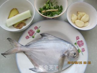 Stewed Pomfret Soup recipe