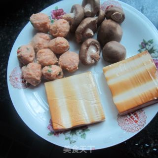 Mushroom Boiled Meatballs recipe