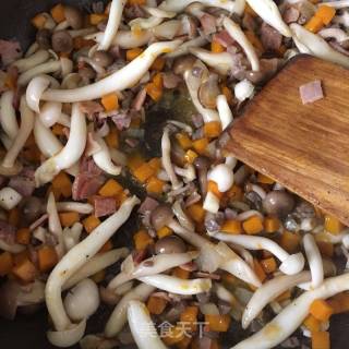 Pasta with Mushrooms, Pumpkin and Bacon recipe