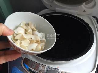 Peach Gum Lily Fruit Fishing recipe