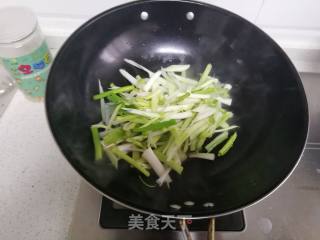 Stir-fried Beef with Garlic recipe