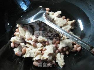 Peanuts, Rice, Bamboo Shoots, Dried Vegetables, Barbecue Bran recipe