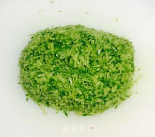 Deep-fried Shredded Carrot Meatballs recipe