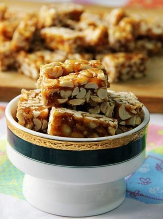 Homemade Peanut Brittle recipe