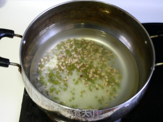 Bitter Chrysanthemum Dried Squid Porridge recipe