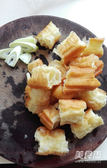 Fried Fried Dough Sticks with Cabbage recipe