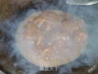 [old Taoqi Kitchen] Rich Collagen and Rock Sugar Trotters recipe