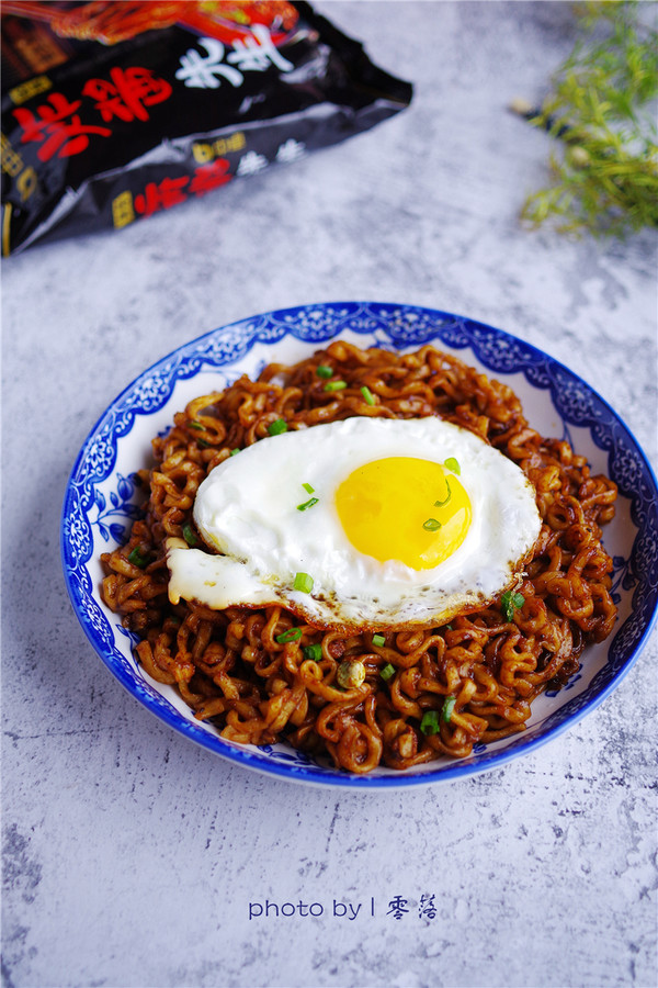 Bawang Supermarket | Fried Egg Fried Noodle recipe