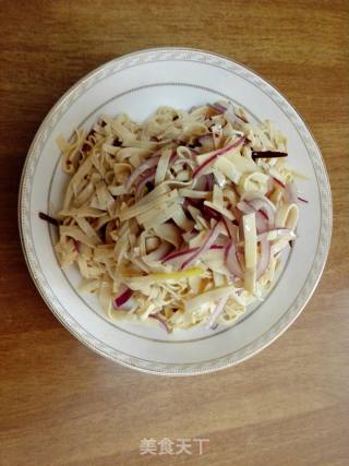 Dried Shredded Tofu with Onion recipe