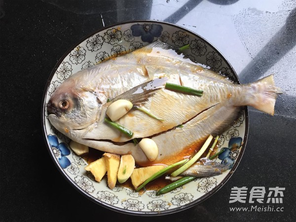 Fried Pomfret recipe