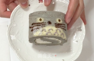 #aca烤明星大赛# My Neighbor Totoro Painted Cake Roll recipe