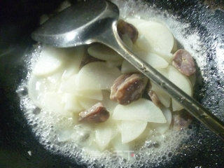 Stir-fried Radish with Sausage recipe