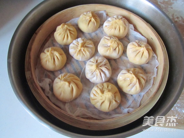 Pumpkin Three Fresh Soup Dumplings recipe