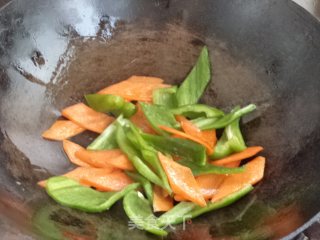 Stir-fried Carrots with Braised Seeds recipe