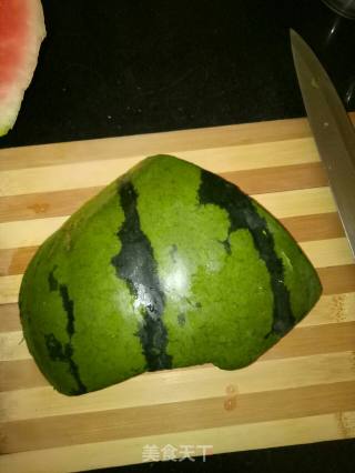 Sweet and Sour Watermelon Peel recipe