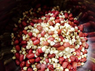 Barley and Red Bean Drink recipe