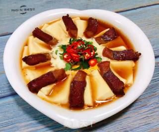 #蜡味#bacon Steamed Tofu Lying Egg recipe